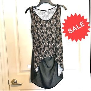 ‼️4/$15‼️ High Low tank with sheer back